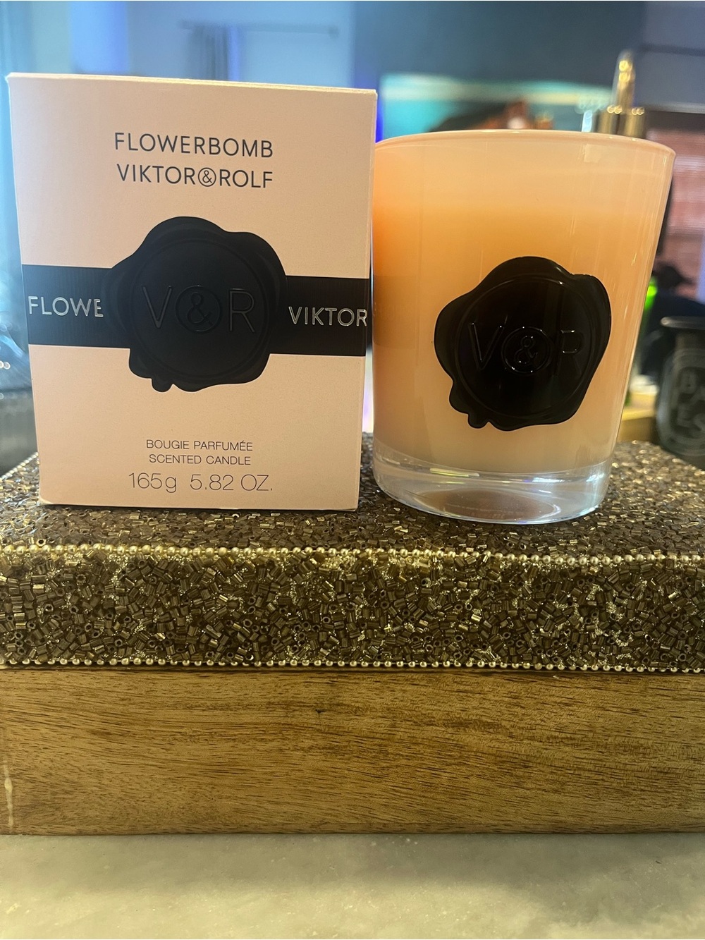 VICTOR&ROLF Flowerbomb Scented Candle